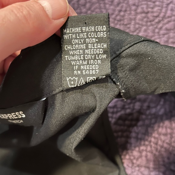 Express sleeveless button down black shirt - Picture 6 of 6